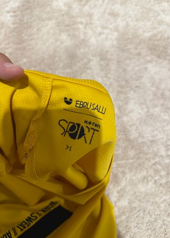 Koton Sarı Spor Kadın Kolsuz Mini Yelek Ebru şallı imzalı L beden