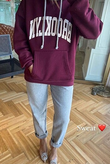 Bershka Bordo Sweatshirt