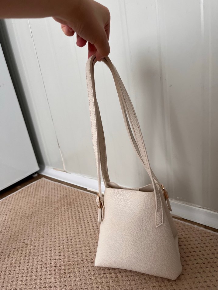 KOTON Bej Deri Minimalist Kol Çantası - Görsel 3