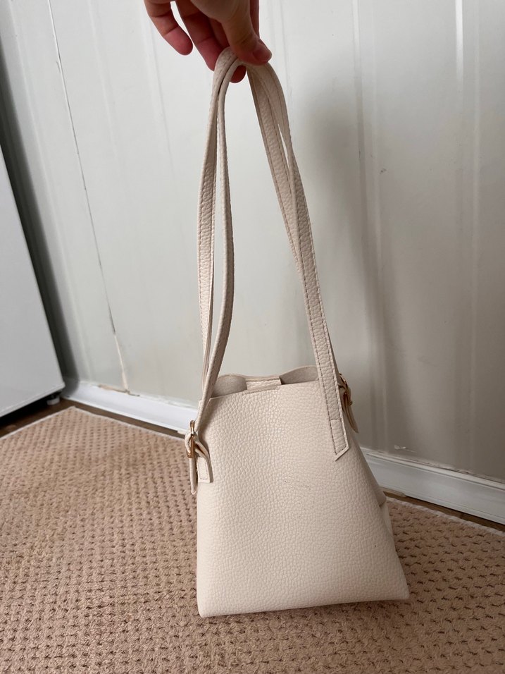 KOTON Bej Deri Minimalist Kol Çantası - Görsel 2