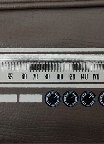  Beden Retro Radyo Görünümlü Çanta