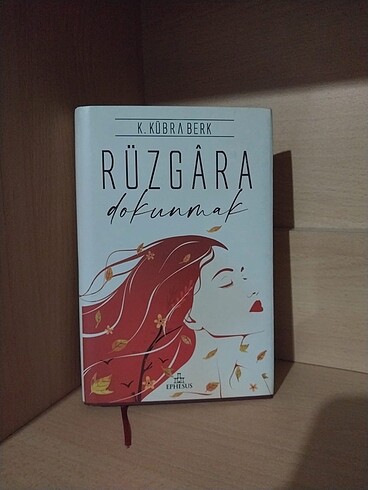 Rüzgara Dokunmak ciltli ayraçlı