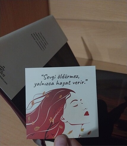  Beden Rüzgara Dokunmak ciltli ayraçlı