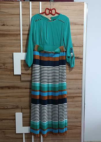 Turkuaz Piliseli Uzun Bohem Elbise - Görsel 2