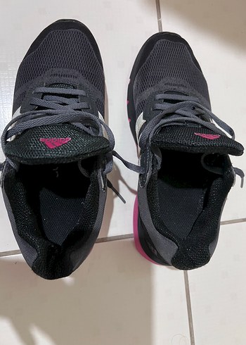38 Beden Kadın Siyah-Pembe Adidas Spor Ayakkabı