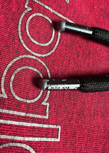 New Balance Erkek Kapşonlu Sweat - Görsel 3