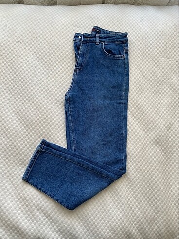 Mom jeans