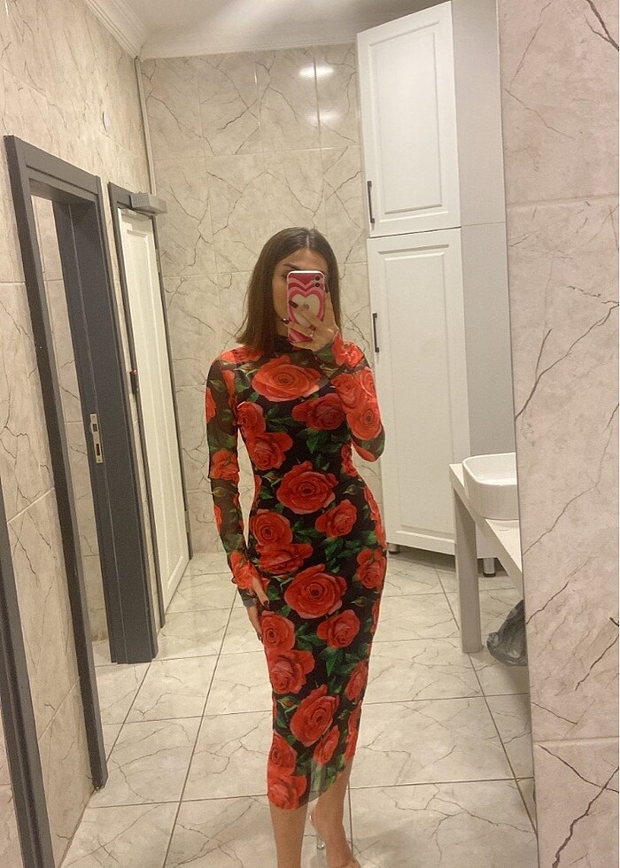 Güllü elbise - Görsel 4