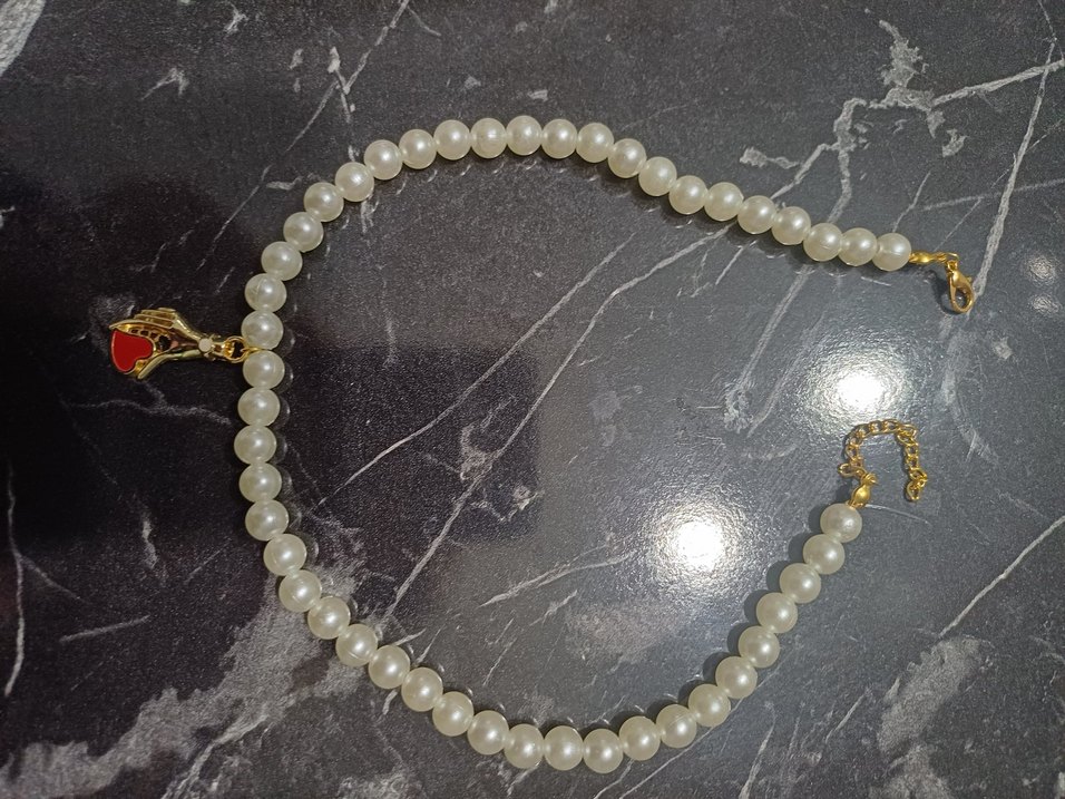 Uzun Beyaz Boncuklu Kadın Kolye - Görsel 2