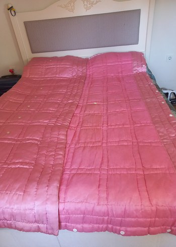 Parlak Pembe Düz Yatak Örtüsü