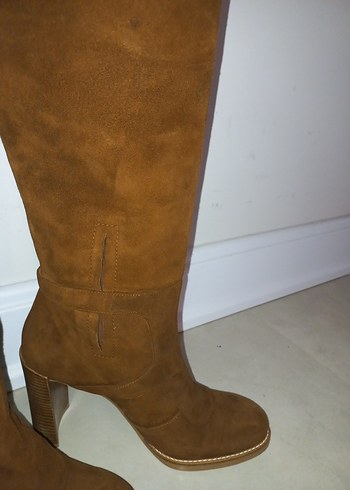 Kahverengi Süet Tokalı Dizüstü Kadın Çizme - Görsel 4