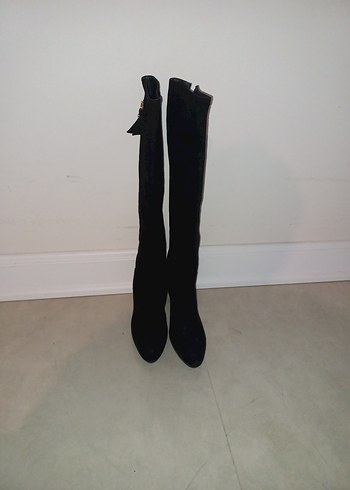 Siyah Süet Tokalı Dizüstü Stiletto Çizme - Görsel 2