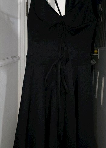 Siyah V Yakalı Uzun Strappy Gotik Elbise - Görsel 3