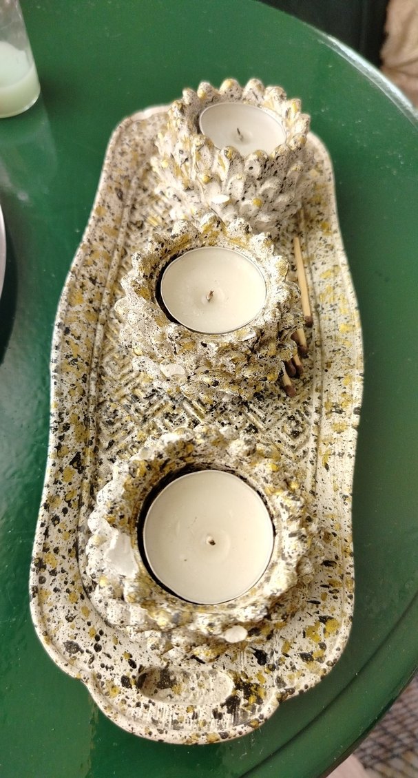 Beyaz Desenli Üçlü Mumluk Seti - Görsel 3