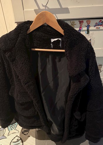 Kürklü Siyah Mont Bershka