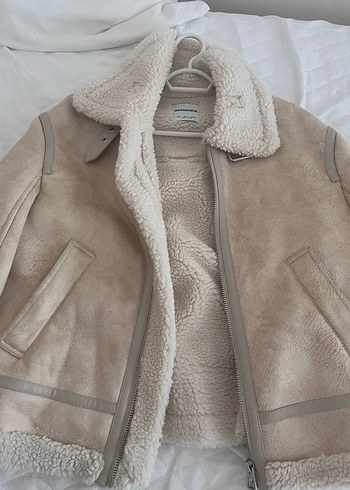 Bershka Bej Süet Tüylü Midi Kadın Ceket