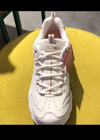 40 Beden beyaz Renk Skechers 