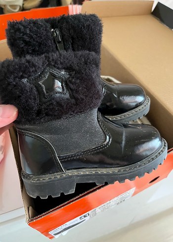 Kız Çocuk bebek Siyah Kürklü Rubber Goth Bot