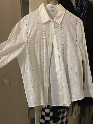 Twist ten alındı beyaz gömlek