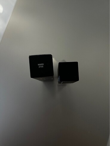 Beden Nars Velvet Lip Glade Ruj Mars