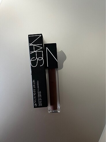 Nars Nars Velvet Lip Glade Ruj Mars