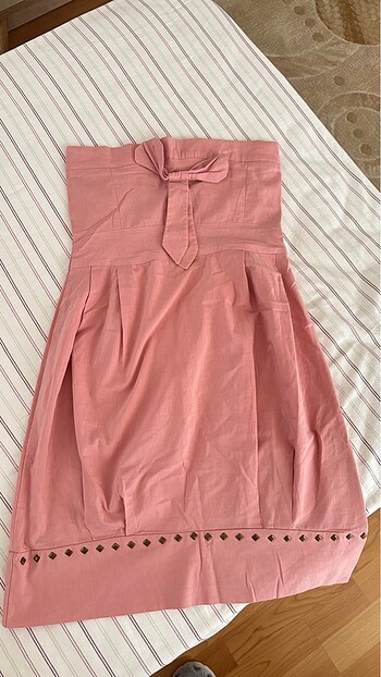 pembe straplez keten elbise