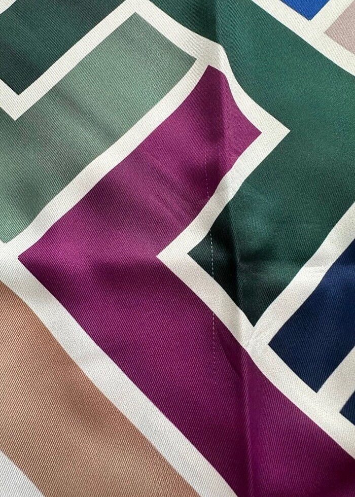 Belinda marka eşarp - Görsel 4