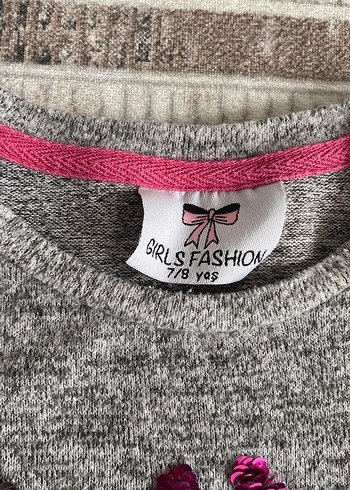 Gri Nakışlı Uzun Kollu Kız Hırkası ve Nakışlı Denim Etek - Görsel 3