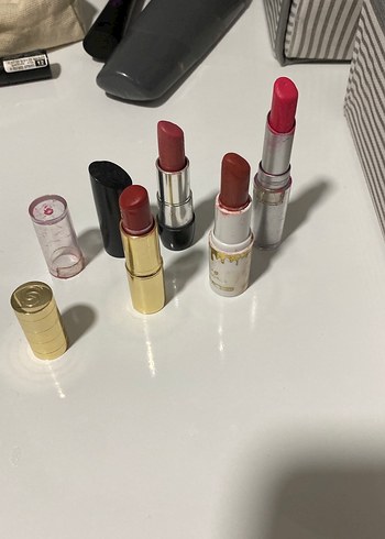 Açık Kırmızı Ruj Seti - Görsel 2