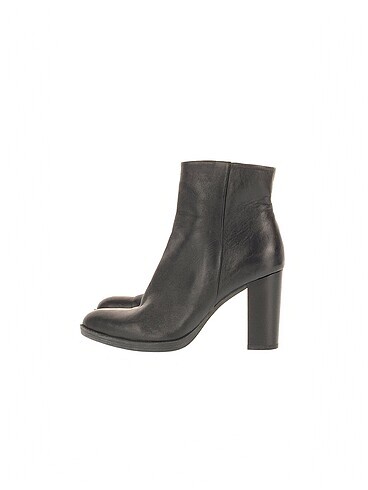 PreLoved Çizme %70 İndirimli.