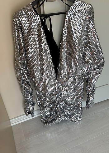 İpekyol Gri Payetli Midi Elbise - Görsel 4