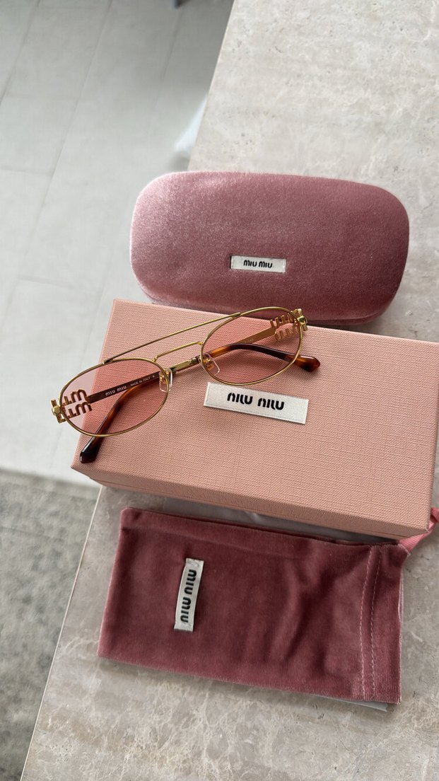 Miu miu pink güneş gözlüğü - Görsel 2