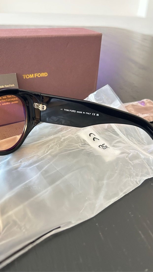 Tom Ford Bej Transparan Kadın Güneş Gözlüğü - Görsel 2