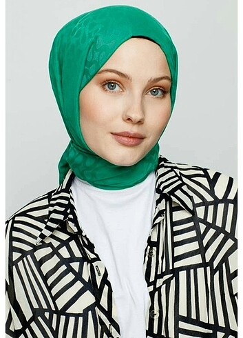 Beden Bloom desen şal benetton yeşili