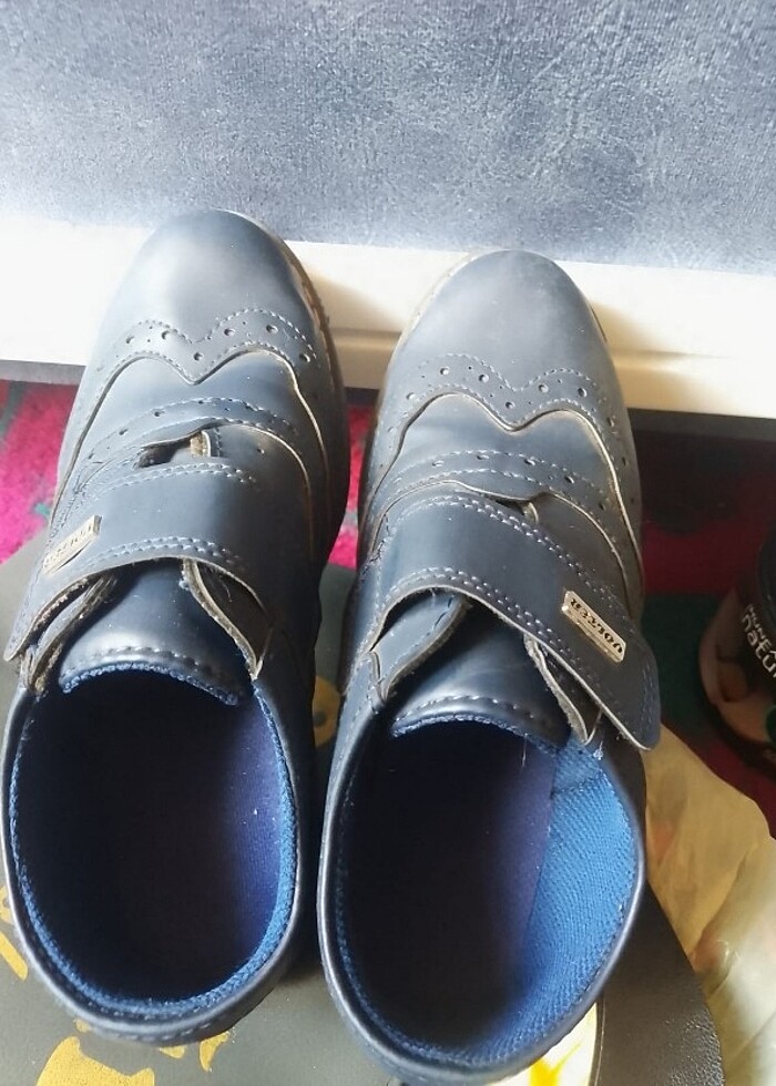 32 numara ayakkabı iki kez anca giyildi yeni gibi - Görsel 4