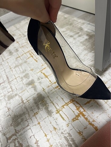 Bambi Stiletto