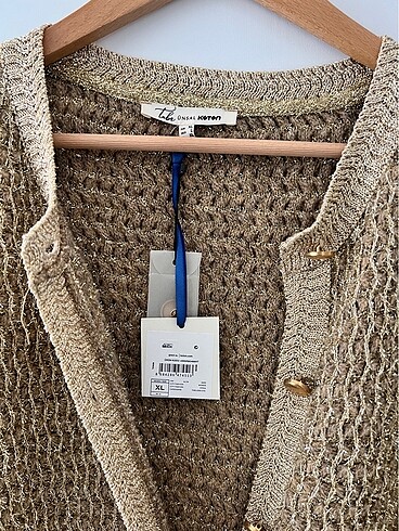 Koton Gold simli hırka