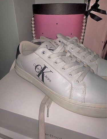 Calvin Klein Calvin Klein Kadın Sneaker