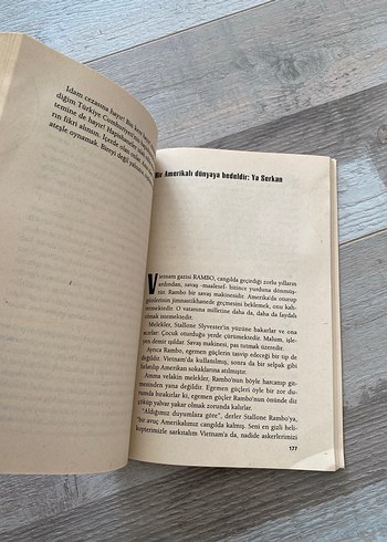 Kapı Açık, Arkanı Dön ve Çık - Perihan Mağden - Görsel 4