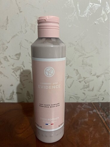 Yves Rocher - Evidence body milk