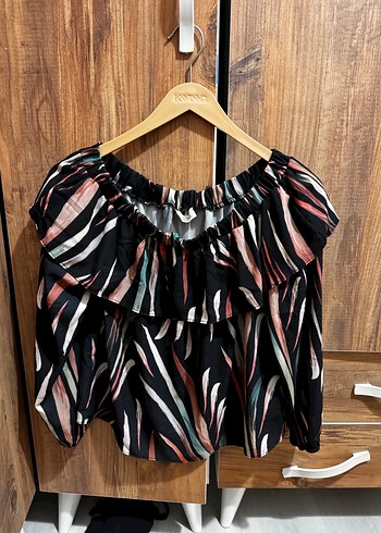 38 Beden Zebra Desenli Fırfırlı Bluz