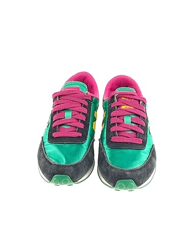 39,5 Beden New Balance Spor Ayakkabı %70 İndirimli.
