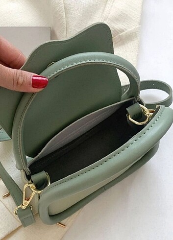 Bershka Mint yeşili