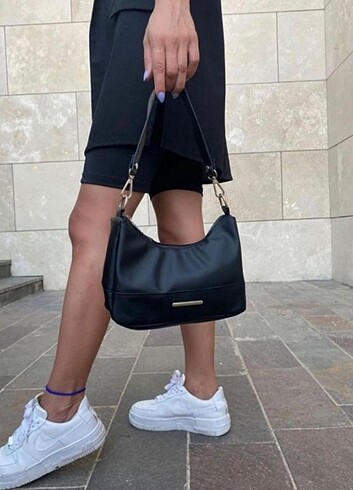 Beden Prada model siyah renk
