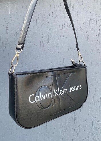 Diğer Calvin siyah renk