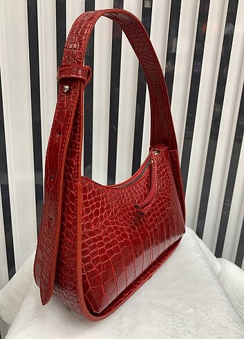 Bershka Croco baget