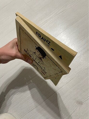  Beden Renk Franz Kafka 2li kitap