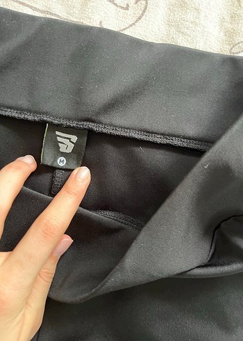 Siyah Rahat Kesim Kadın Spor Pantolonu - Görsel 2