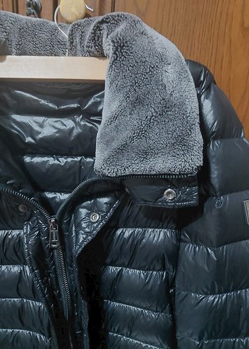 Siyah Fermuarlı Kışlık Mont - Görsel 6