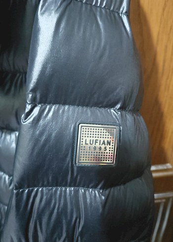 Siyah Fermuarlı Kışlık Mont - Görsel 4